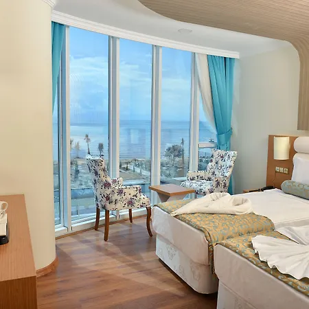 Notion Kesre & Hotell Özdere